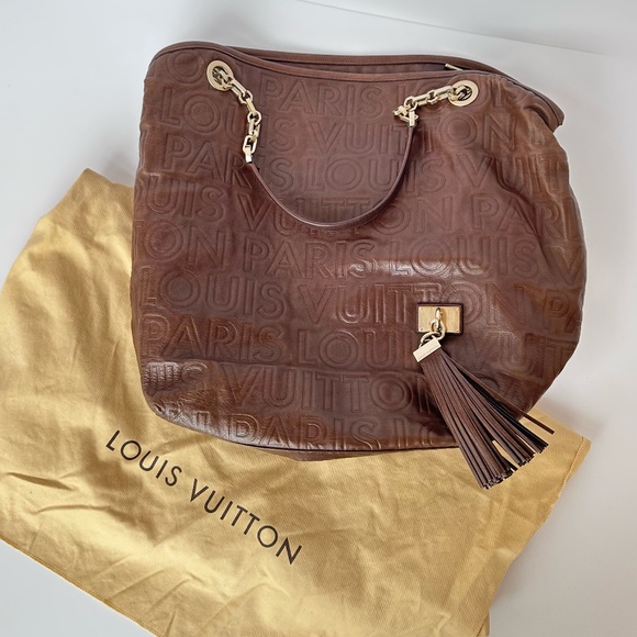 Louis Vuitton Limited Edition Paris Souple Whisper GM Tote - Picture 16 of 16